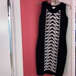 Black with white design sleeveless dress